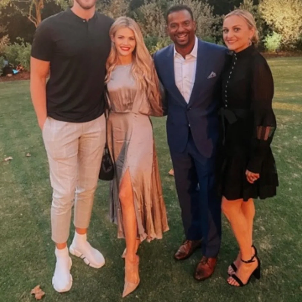 ASTR - Picture 3 of 9